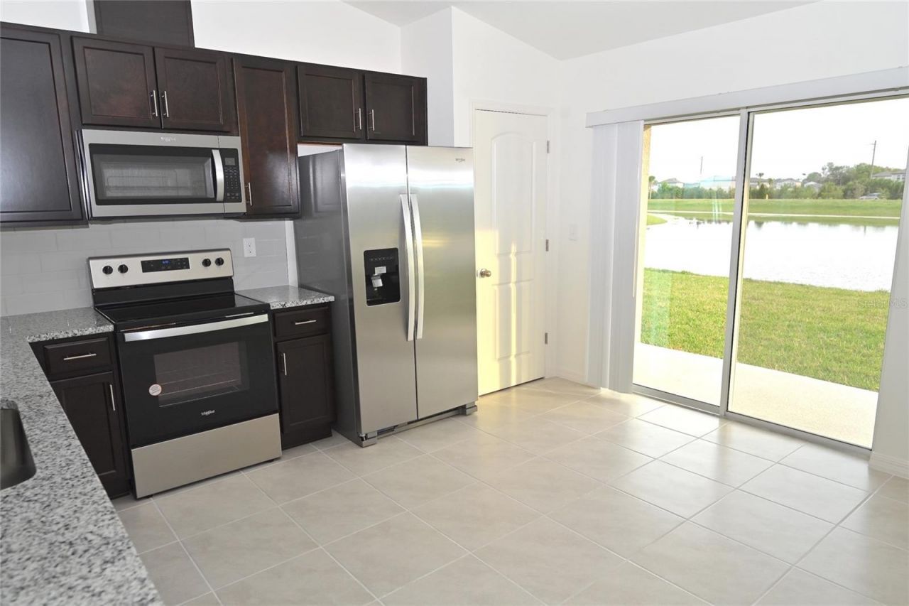 9532 Sandy Bluffs Circle , Parrish, FL 34219 Photo