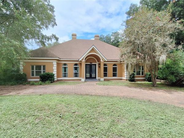 2210 SE LAUREL RUN DRIVE , OCALA, FL 34471
