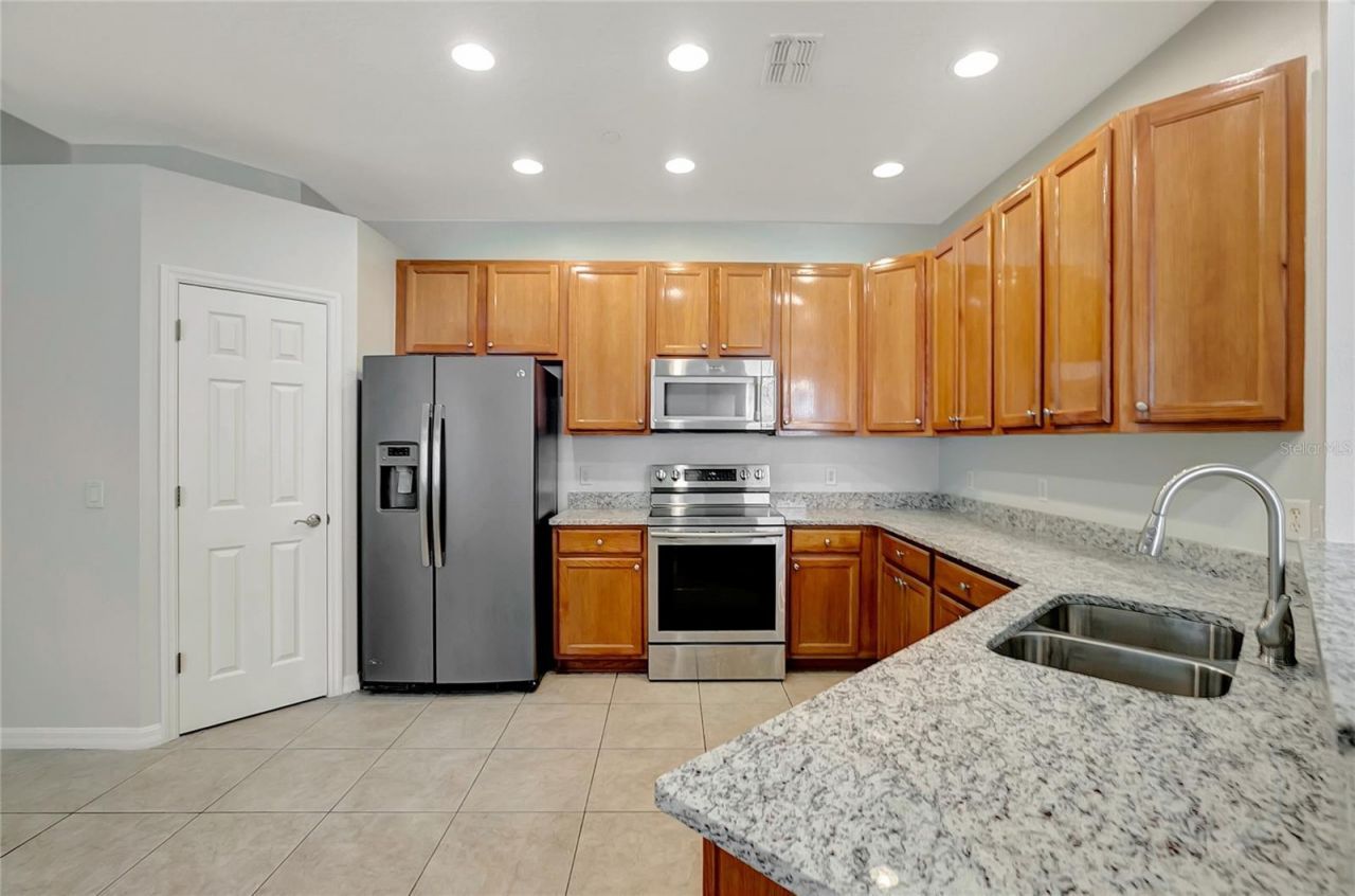 7413 Terrace River Drive, Temple Terrace, FL 33637 Photo
