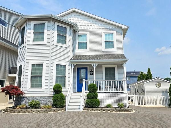 24 DOROTHY DRIVE, MANAHAWKIN, NJ 08050