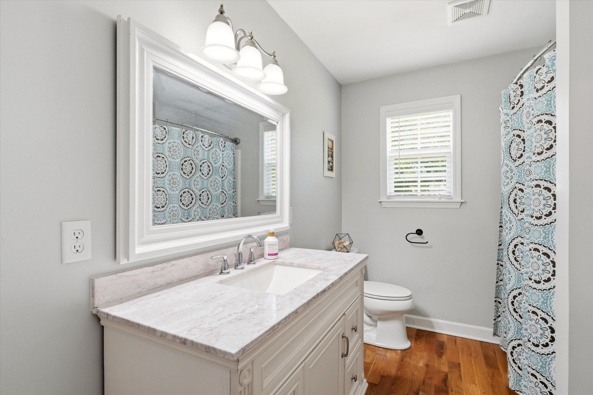 122 Thomas Lane Photo 14