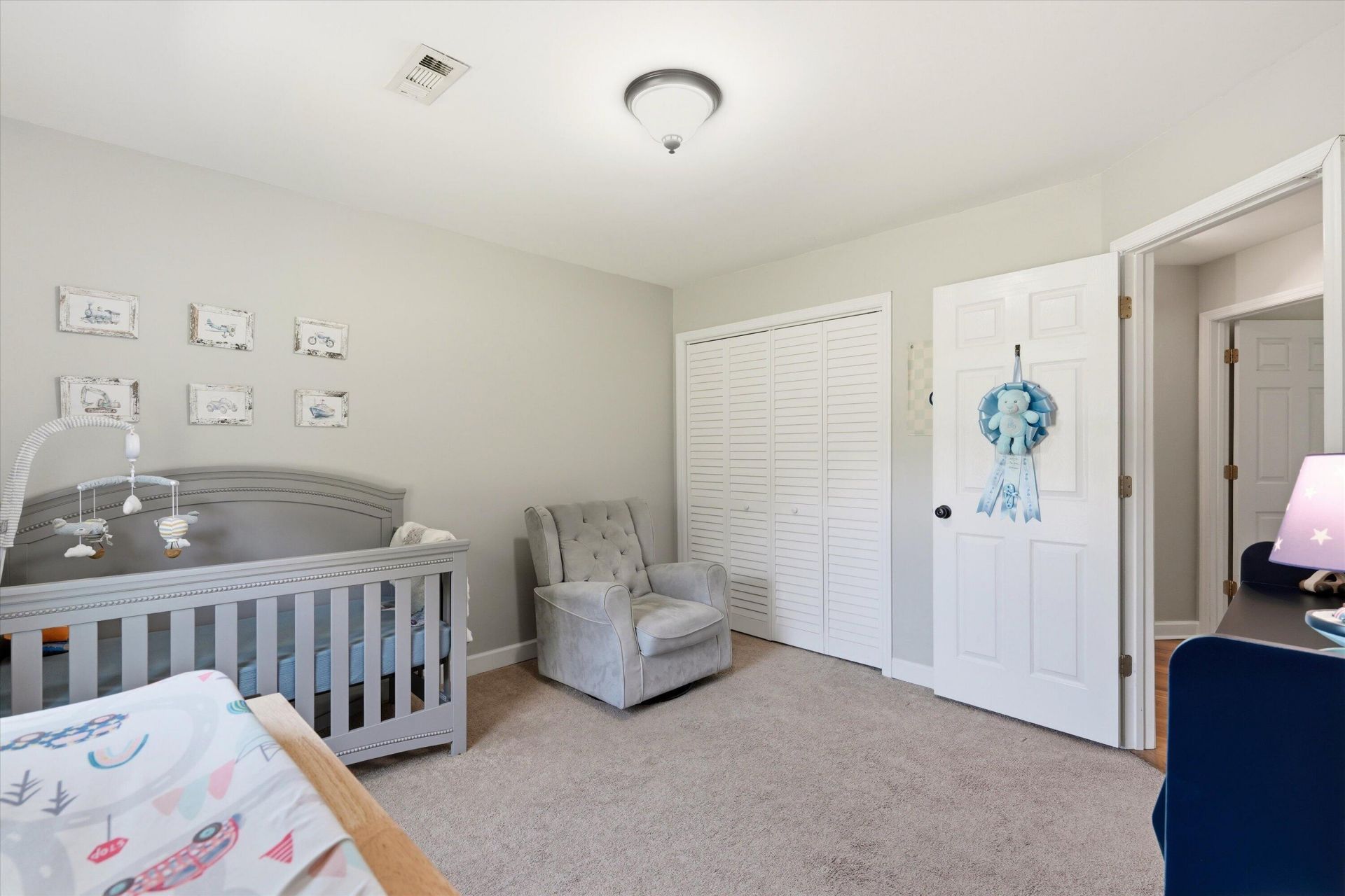 122 Thomas Lane Photo 16