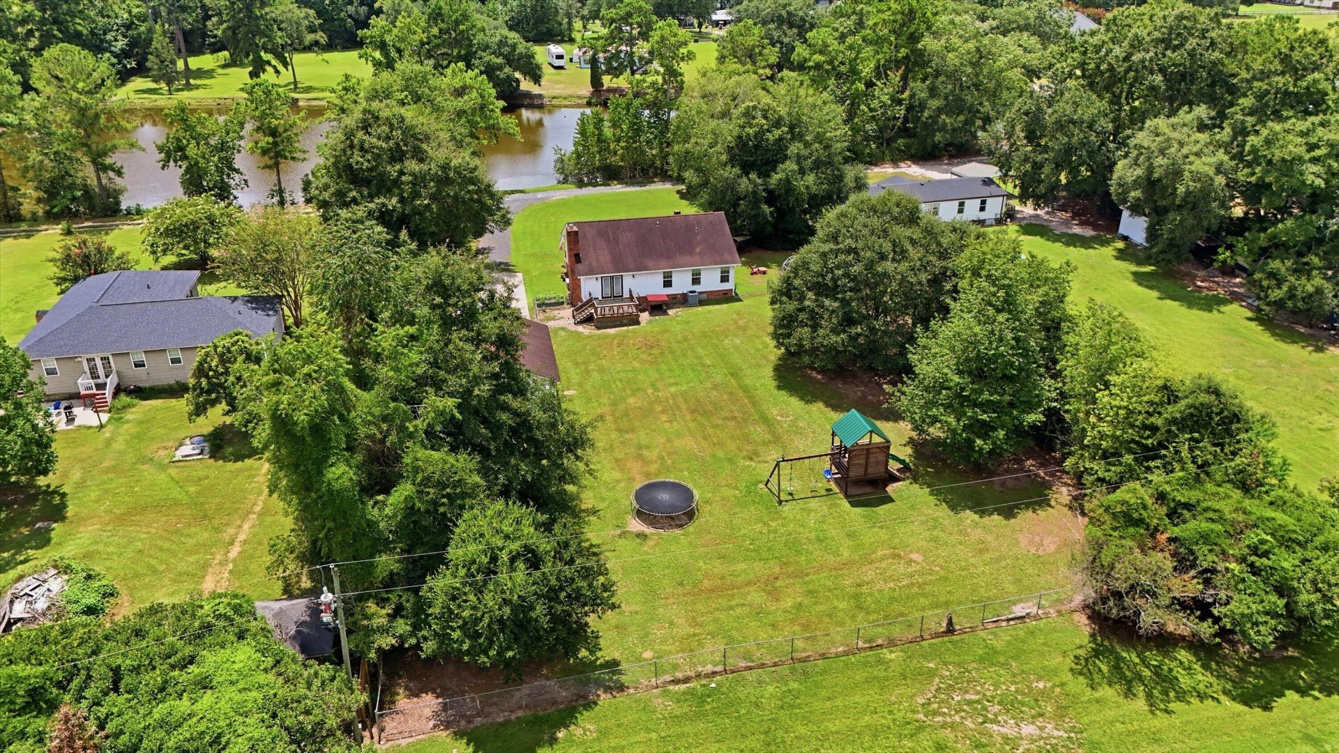 122 Thomas Lane Photo 27