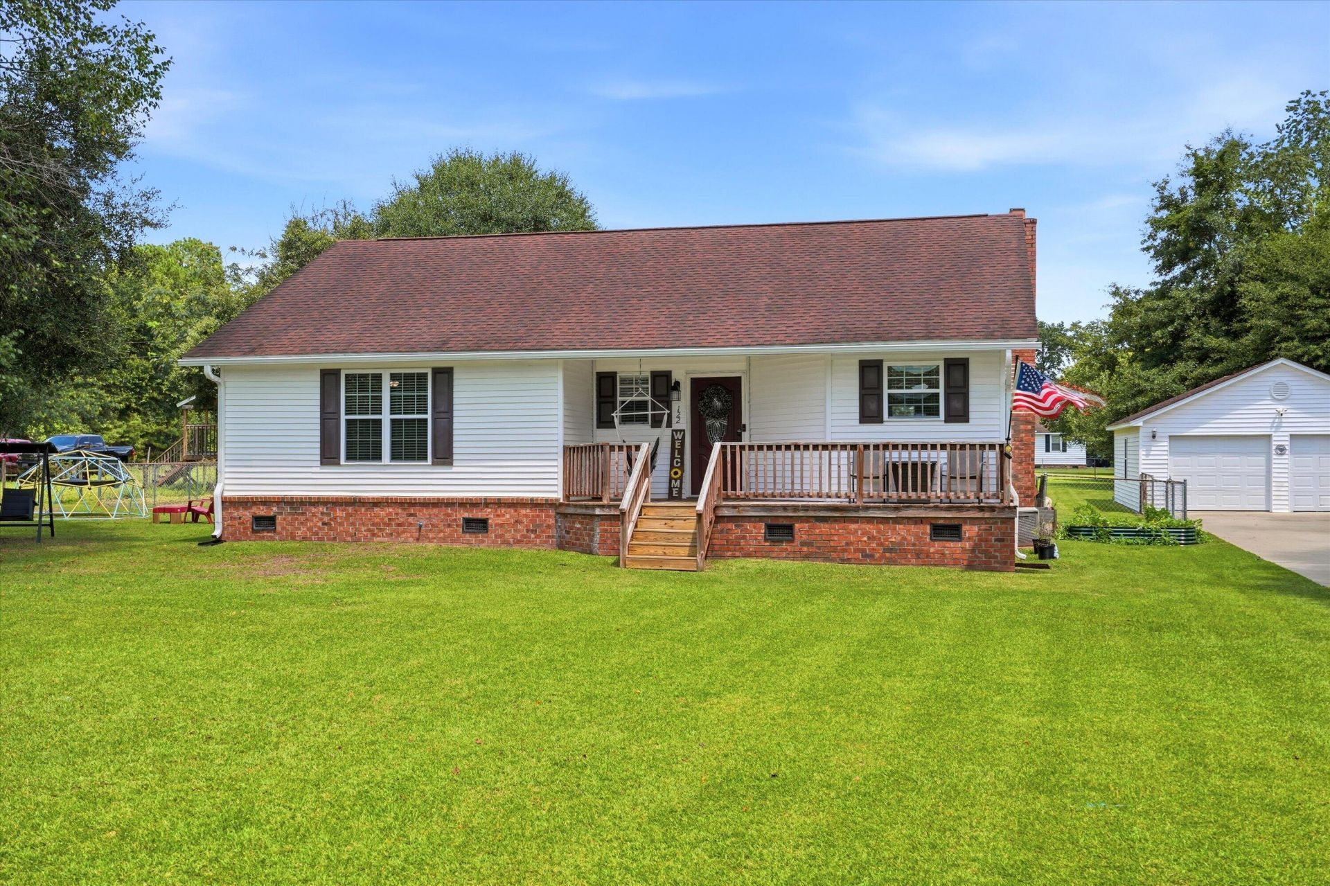 122 Thomas Lane Photo 32