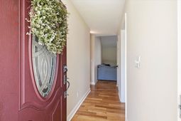 122 Thomas Lane photo 4