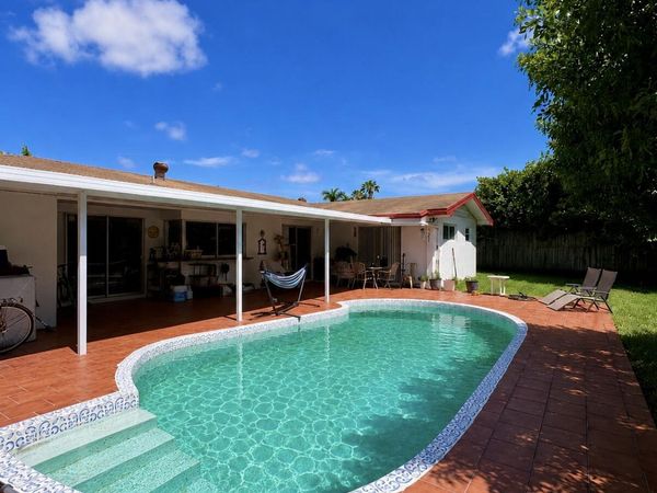 20120 Highland Lakes Boulevard, Miami, FL 33179