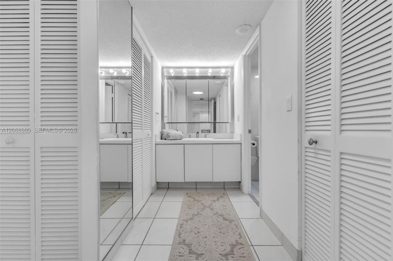 9273 Collins Ave, Unit 503, Surfside, FL 33154 Photo