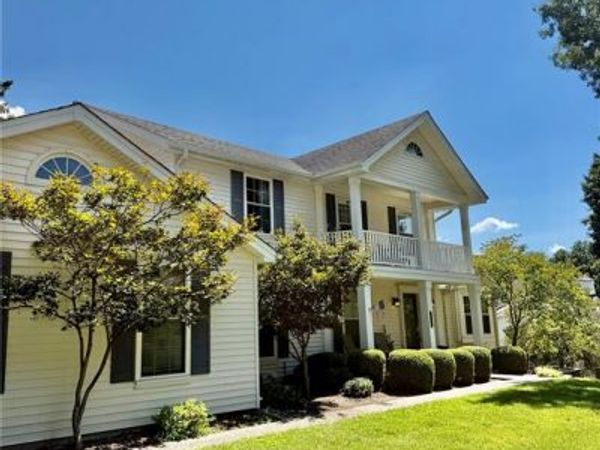 1842 Shadywood Court, Chesterfield, MO 63017