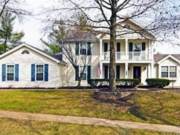 1842 Shadywood Court, Chesterfield, MO 63017