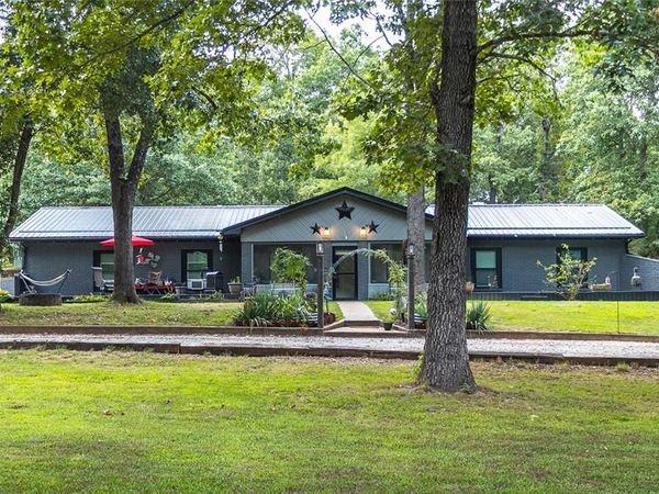 15801 Hargrove Road, St Robert, MO 65584