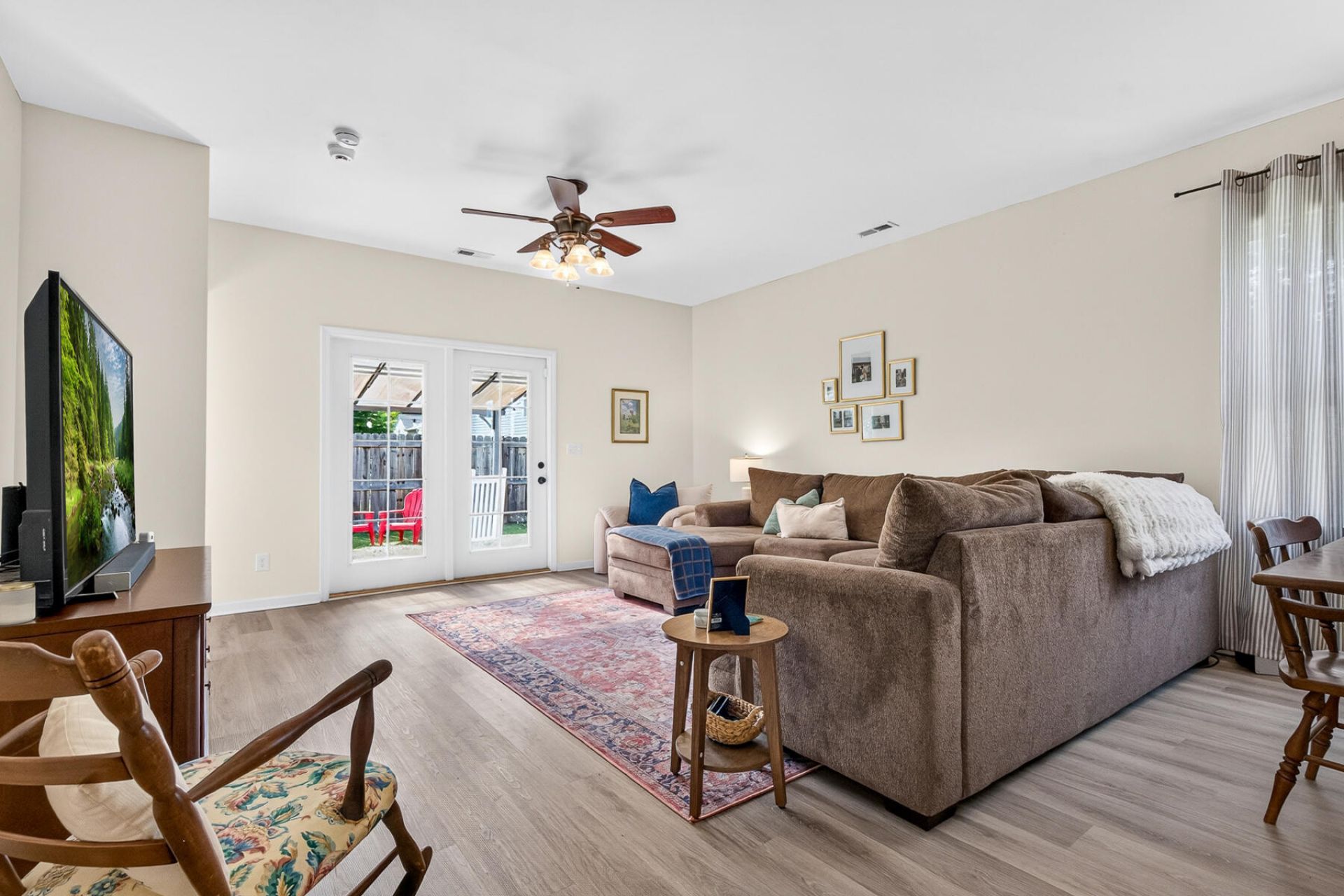 446 Stoney Field Drive Photo 19
