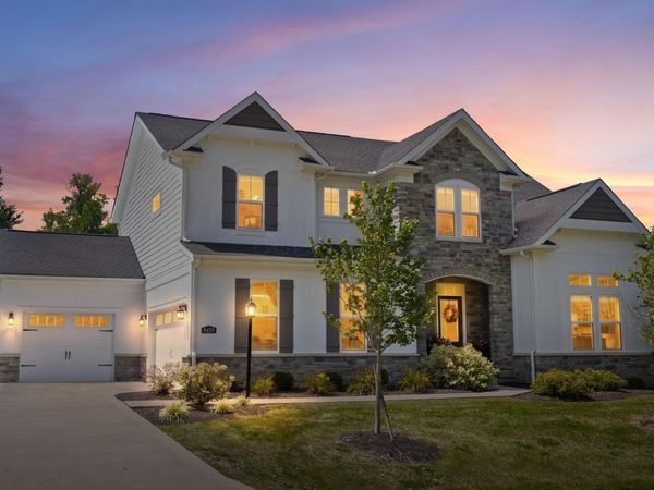 8499 Paddock Trail, Blacklick, OH 43004