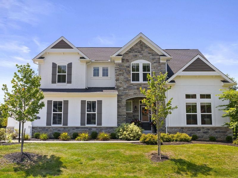 8499 Paddock Trail, Blacklick, OH 43004 Photo 3