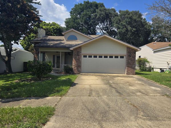 3929 BALSAM Drive, Niceville, FL 32578