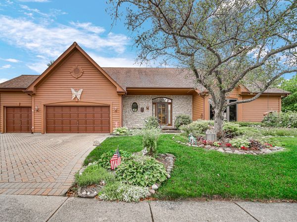779 Feather Sound Drive, Bolingbrook, IL 60440