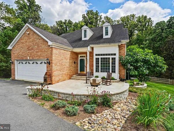 7855 WALLER DRIVE, MANASSAS, VA 20111