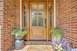 124 Peachtree Drive photo 4
