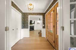 124 Peachtree Drive photo 4