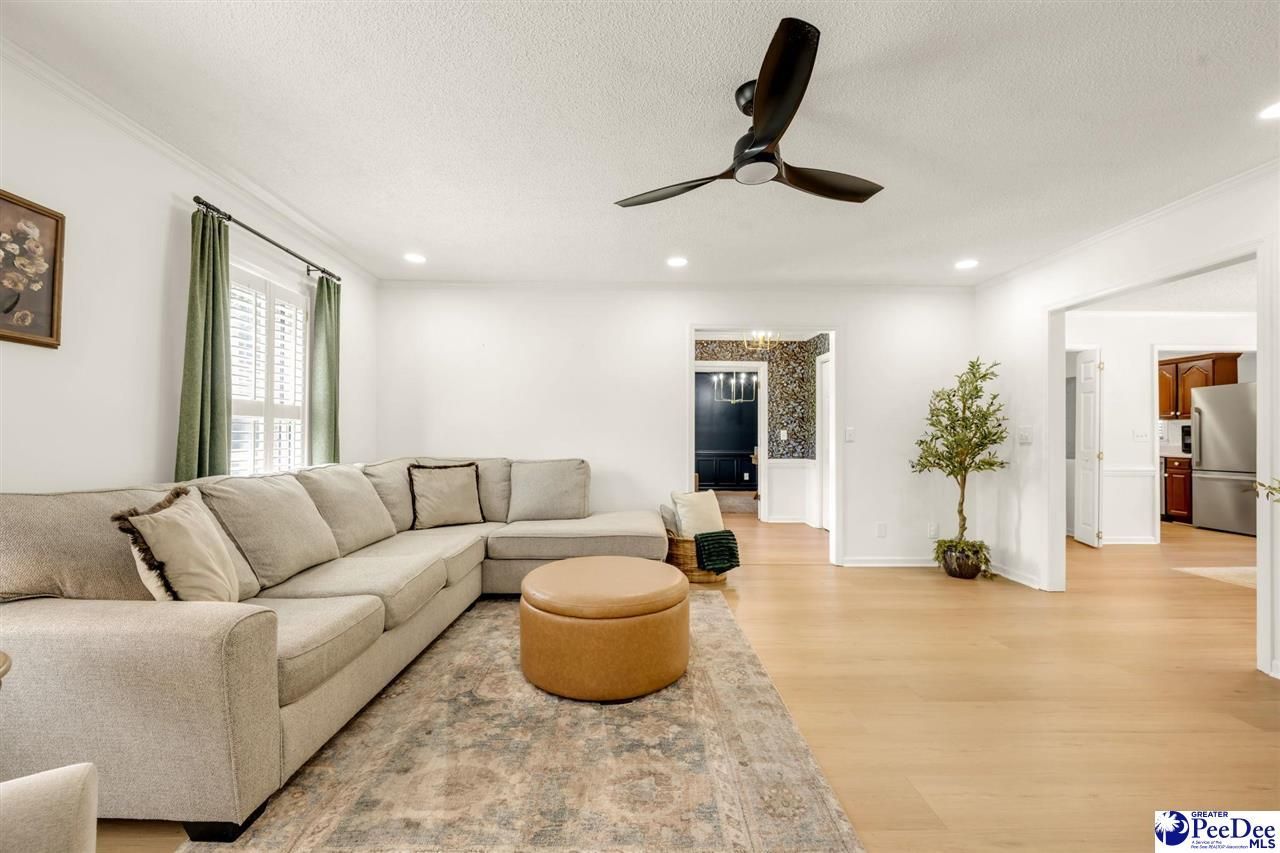 124 Peachtree Drive Photo 8