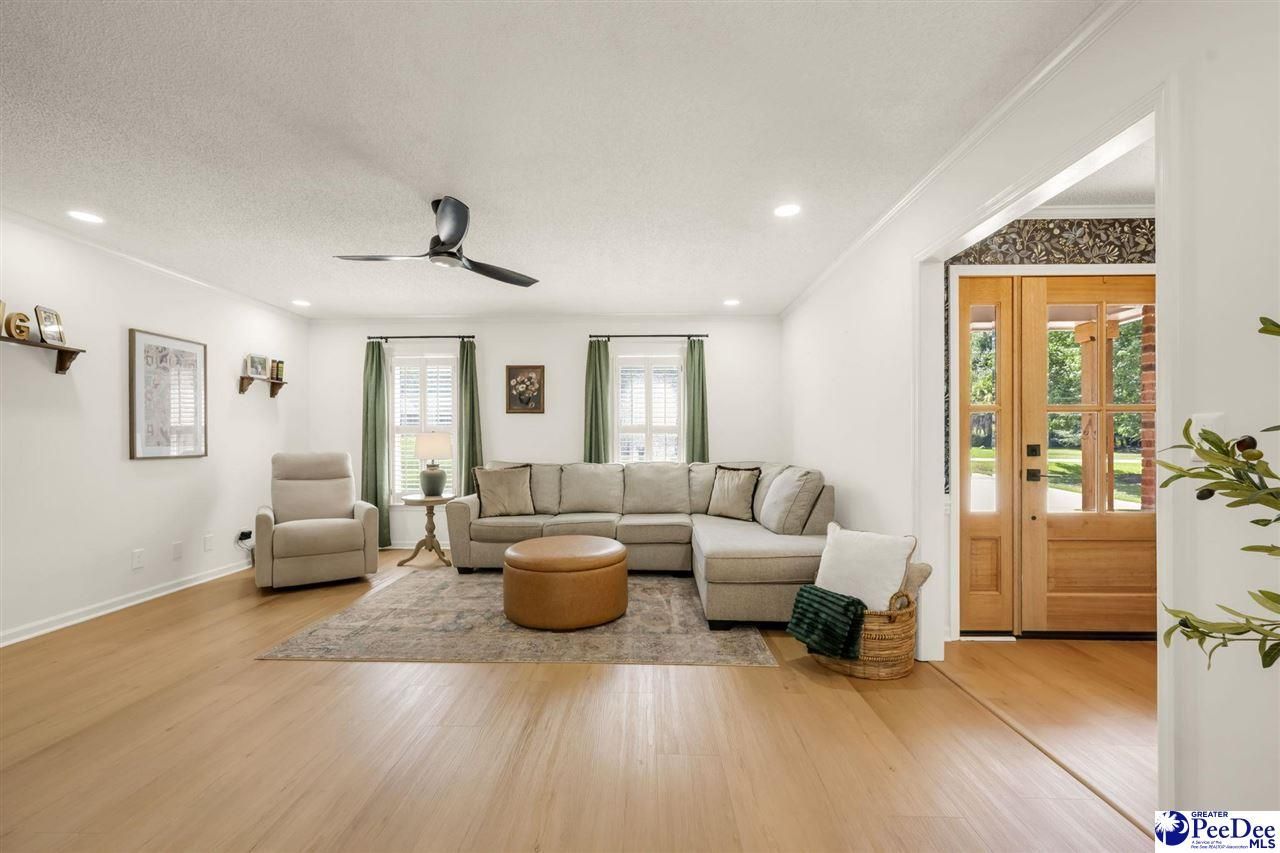 124 Peachtree Drive Photo 9