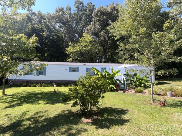 202 Eufola Road , Statesville, NC 28677