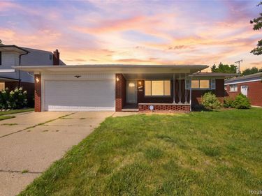11165 Hanna Drive, Sterling Heights, Mi 48312