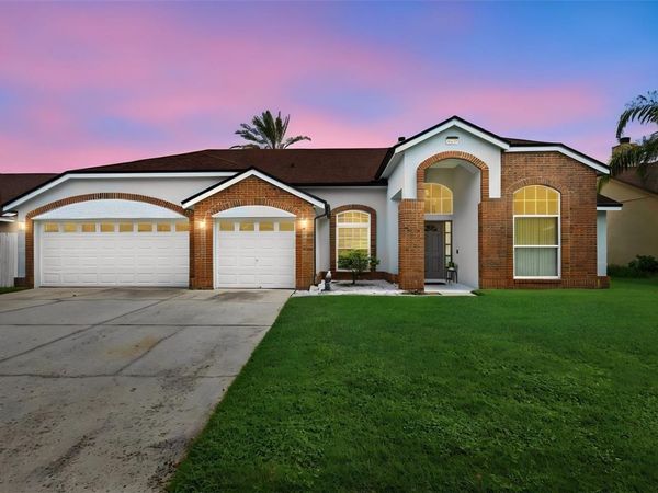 3716 GATLIN PLACE CIRCLE , ORLANDO, FL 32812