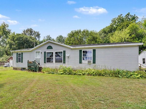 14420 Portage Road, Vicksburg, MI 49097