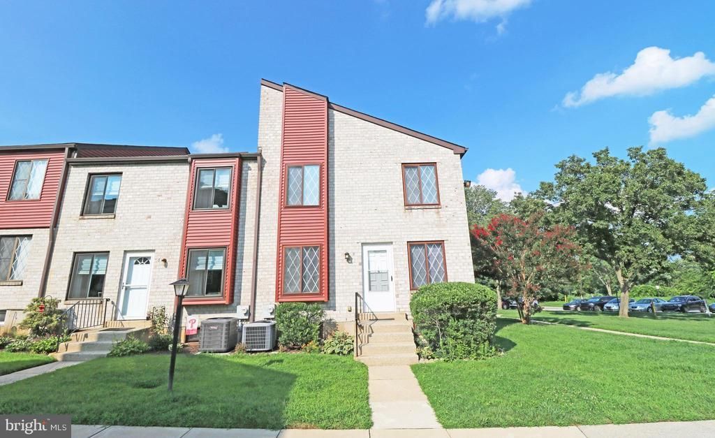 5200 HILLTOP DRIVE , BROOKHAVEN, PA 19015
