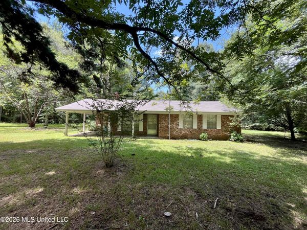 155 Dykes Chapel Road, Richton, MS 39476