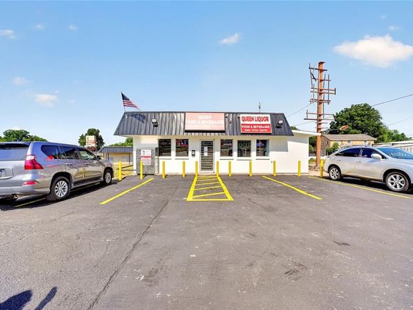 6000 Lt Jg Barnett Road, Fort Worth, TX 76114