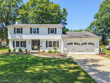 222 High Point Drive, Wadsworth, OH 44281