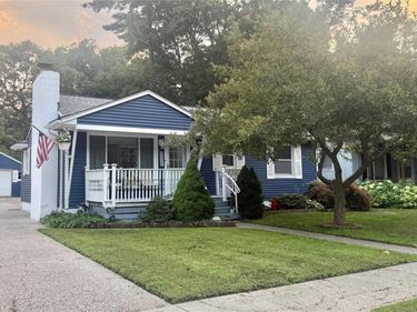 3341 Pine Grove Avenue, Port Huron, Mi 48060