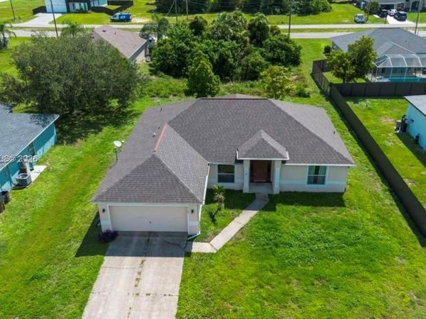 4129 NE 19TH PL , Cape Coral, FL 33909