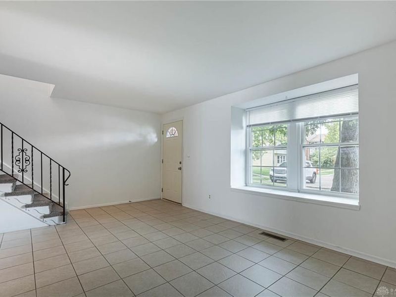 7535 Mount Hood, Dayton, OH 45424 Photo 2