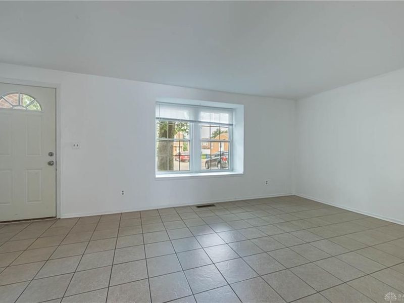 7535 Mount Hood, Dayton, OH 45424 Photo 3