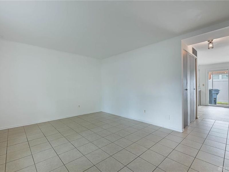 7535 Mount Hood, Dayton, OH 45424 Photo 4