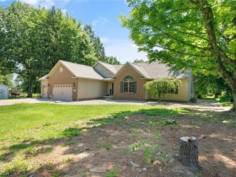 3948 Johnson Road, Norton, OH 44203 Photo 2