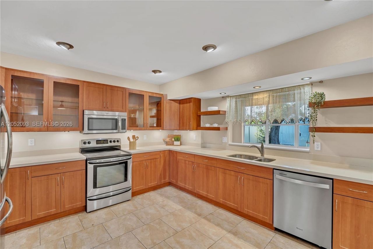 5507 Mckinley St , Hollywood, FL 33021 Photo