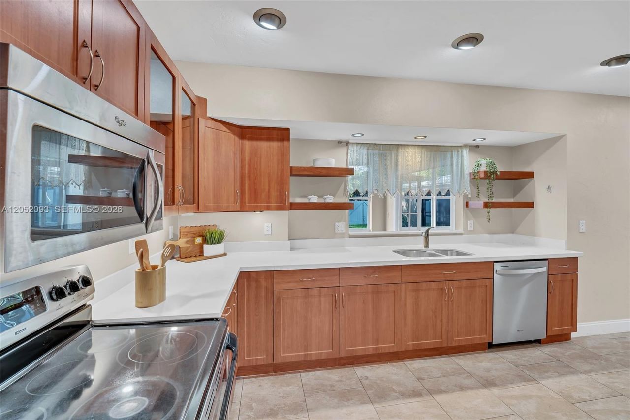5507 Mckinley St , Hollywood, FL 33021 Photo