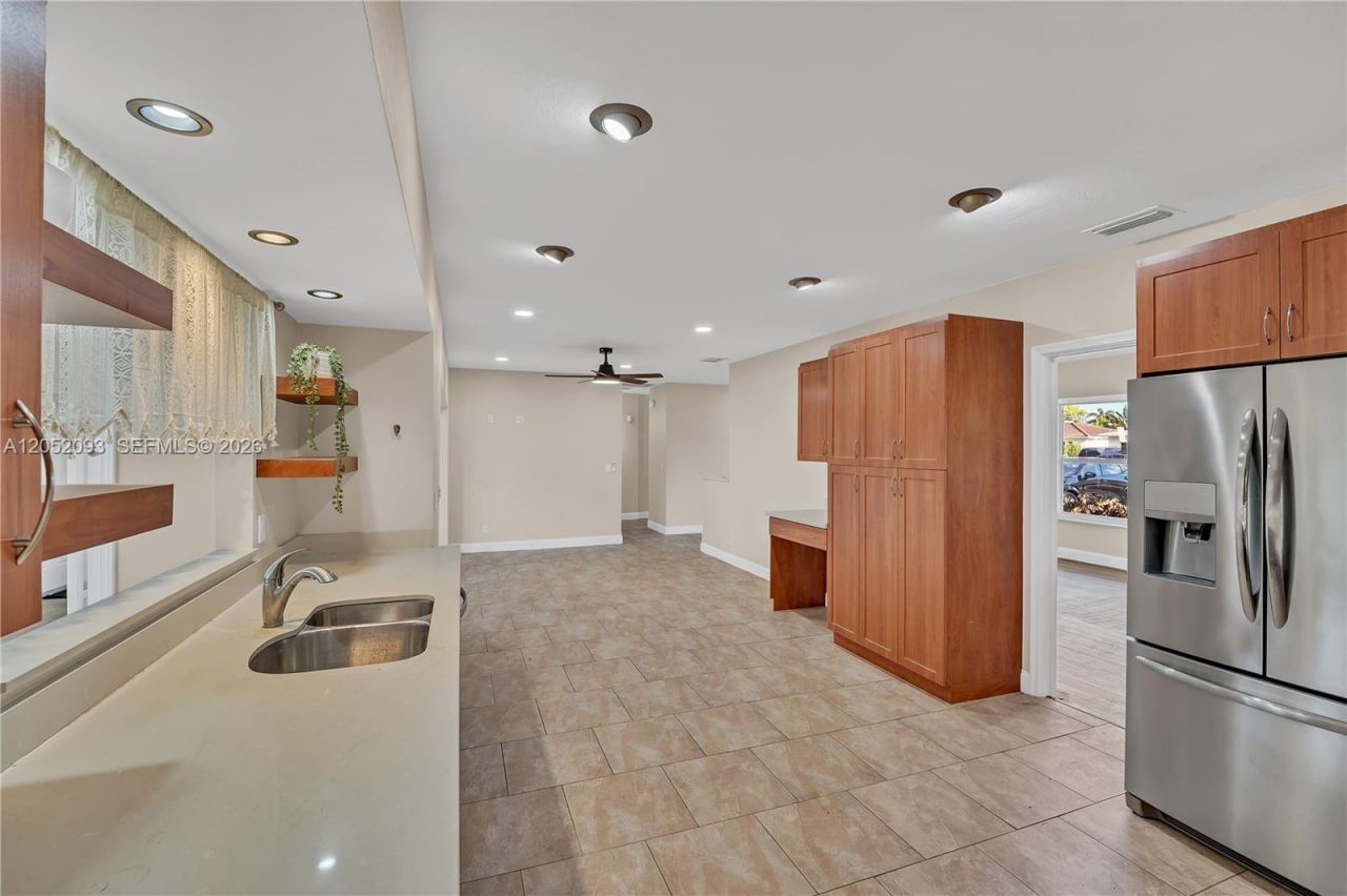5507 Mckinley St , Hollywood, FL 33021 Photo