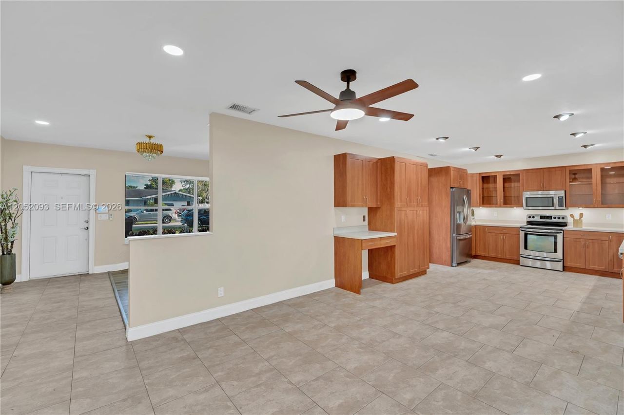 5507 Mckinley St , Hollywood, FL 33021 Photo