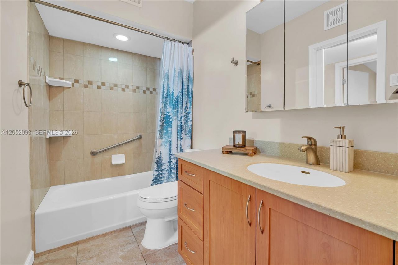 5507 Mckinley St , Hollywood, FL 33021 Photo