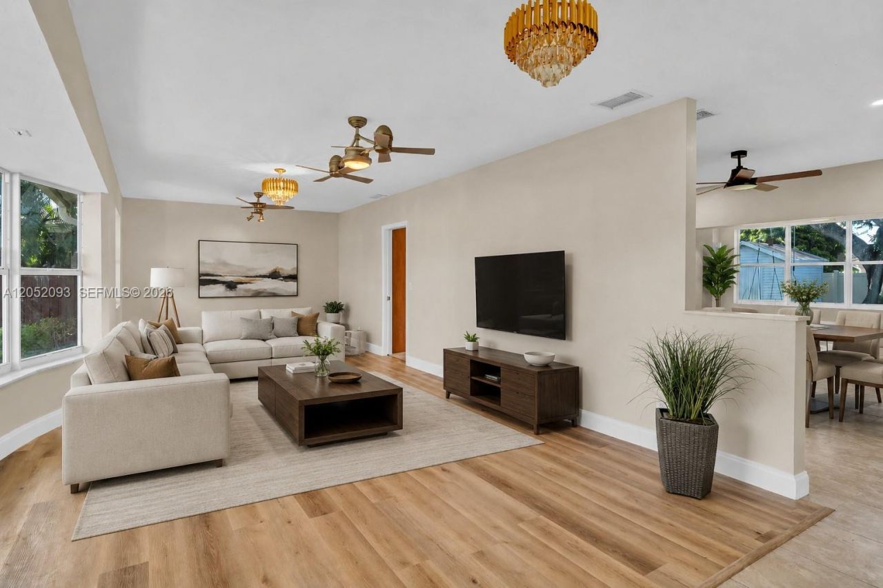 5507 Mckinley St , Hollywood, FL 33021 Photo