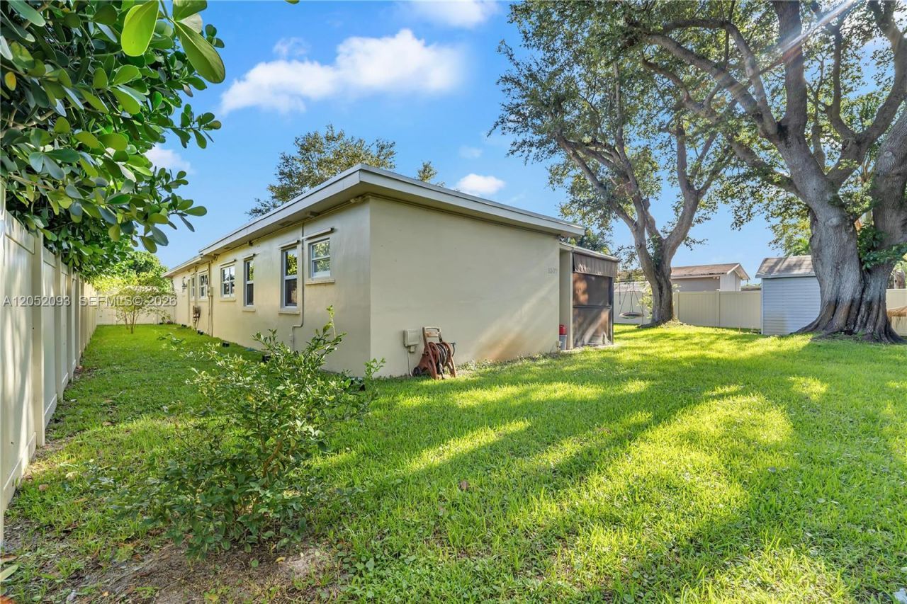 5507 Mckinley St , Hollywood, FL 33021 Photo