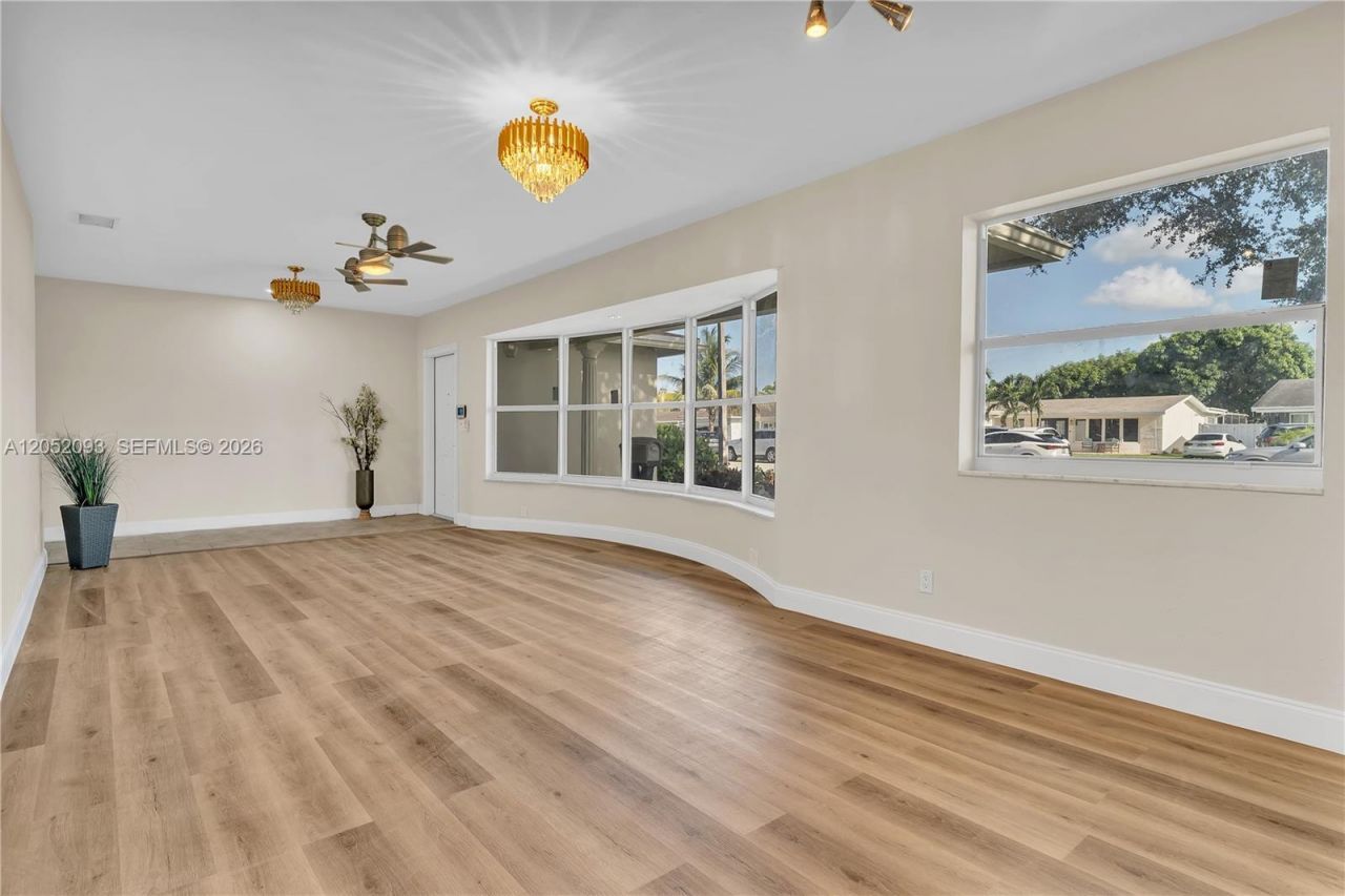 5507 Mckinley St , Hollywood, FL 33021 Photo