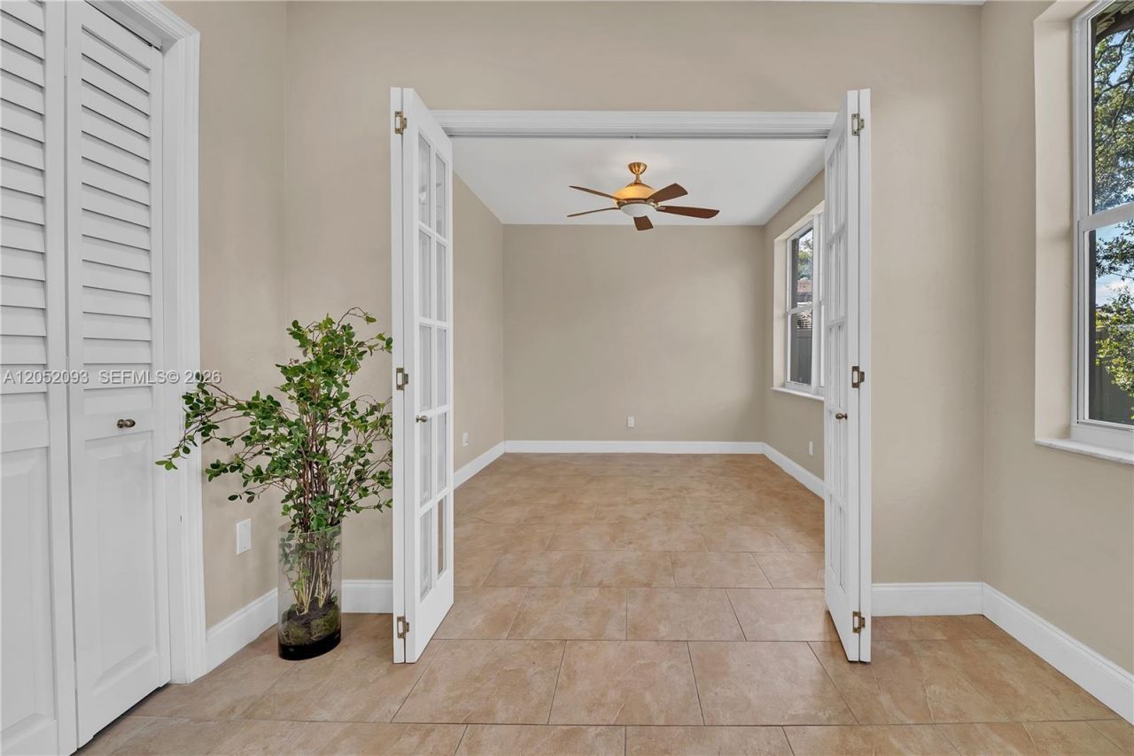 5507 Mckinley St , Hollywood, FL 33021 Photo
