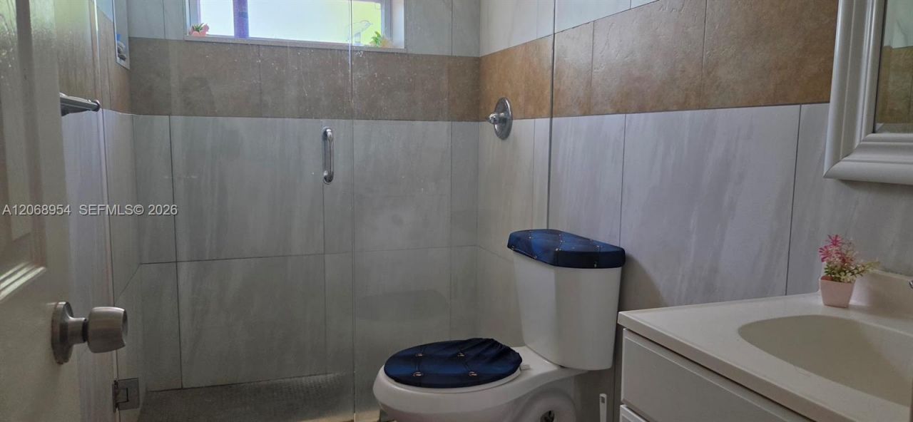 601 W Sample Rd , Deerfield Beach, FL 33064 Photo