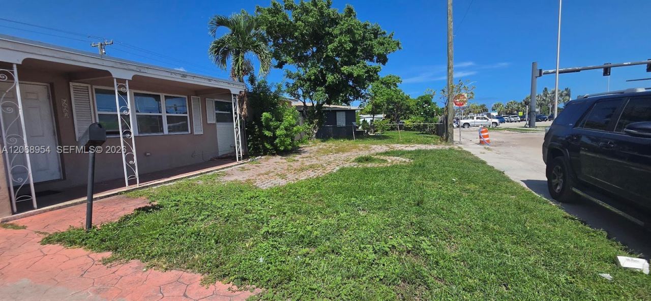 601 W Sample Rd , Deerfield Beach, FL 33064 Photo
