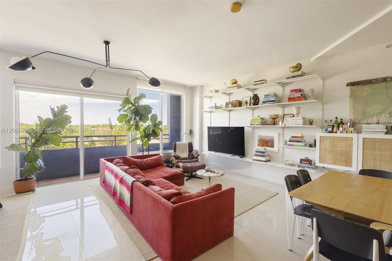 3250 Grand Ave , Unit 504, Miami, FL 33133 Photo